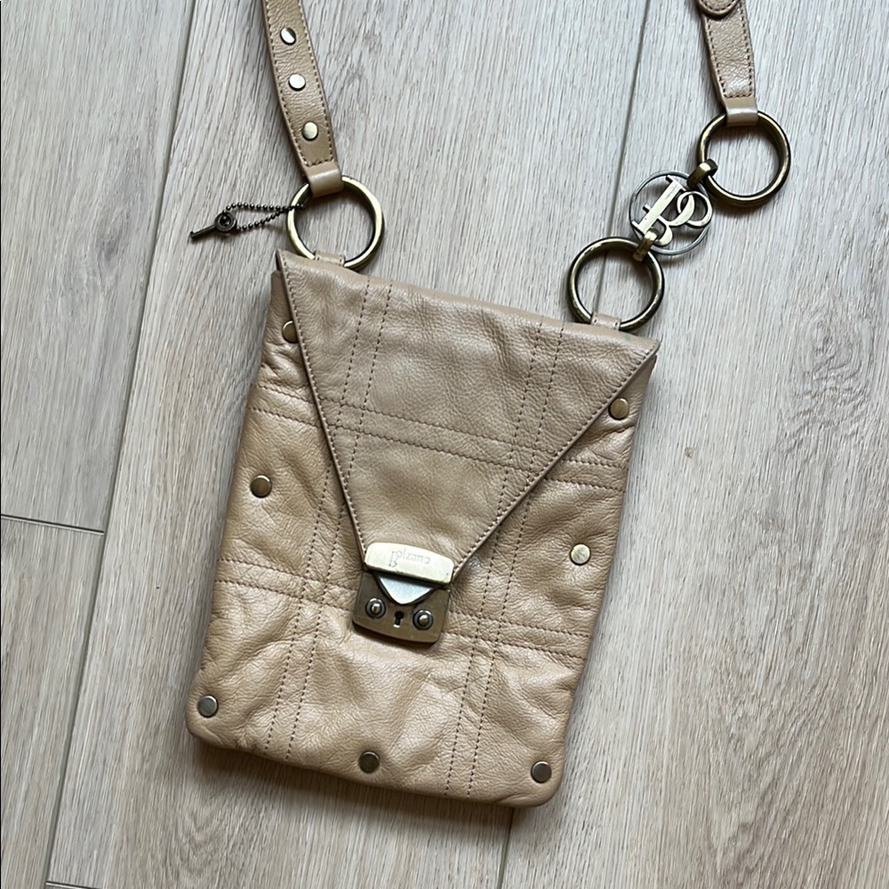 Bolzano Tan Leather Crossbody Purse Bag Lockable with key